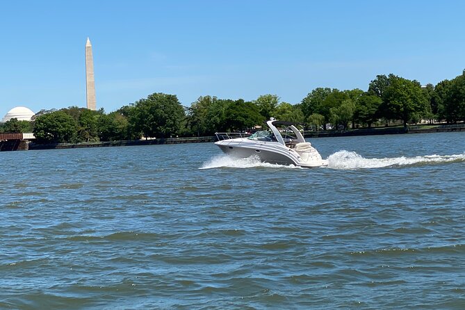 Private Yacht Tour along Washington DC Waterfront - How the experience compares with a large sightseeing cruise