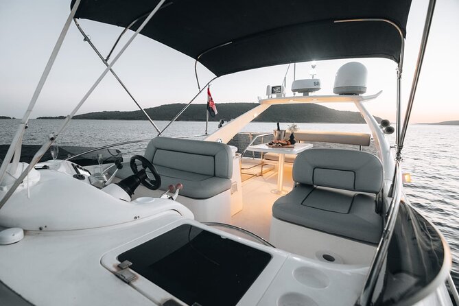 Private Yacht Tour From Split-Explore Adriatic Islands - What the onboard equipment adds