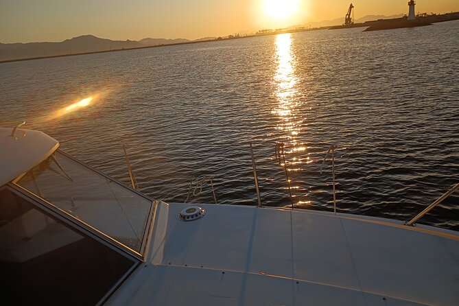 Private Yacht Tour in the Gulf of Cagliari with Aperitif - Five coves and one famous promontory