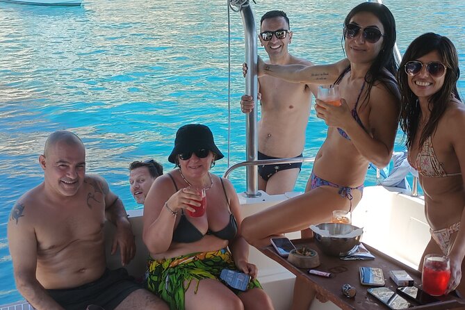 Private Yacht Tour in the Gulf of Cagliari with Aperitif - Cala Fighera below the Sella del Diavolo
