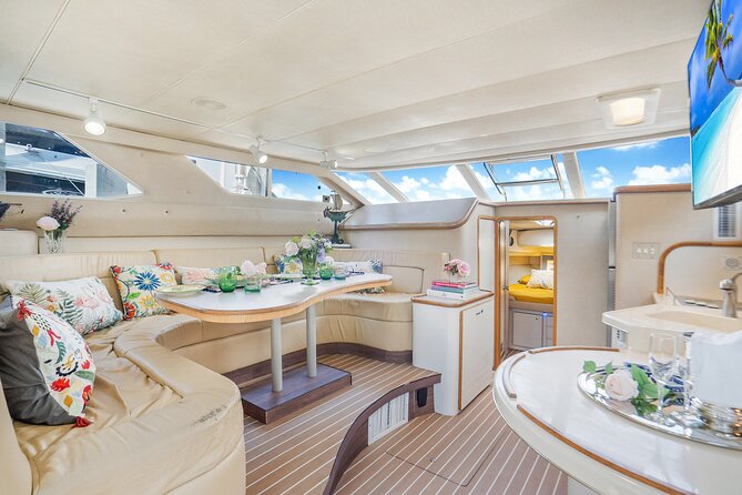 Private Yacht Tour Miami - Sunset rides and special celebrations