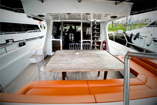 Private Yacht Tour on Bosphorus Istanbul - The Golden Horn and the landmarks of old Istanbul