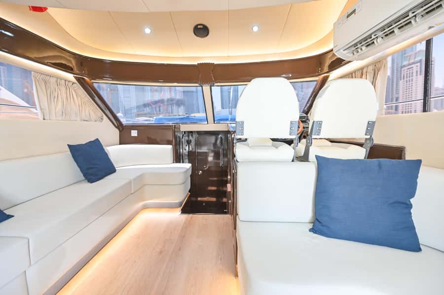 Private Yacht Tour with Marina, JBR, Atlantis & Palm Views - What is included on board