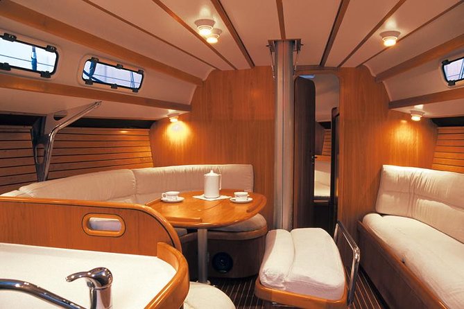 Private Yacht Tour With Whale and Dolphin Watching 42 Foot Boat - Setting Sail From Puerto Colón