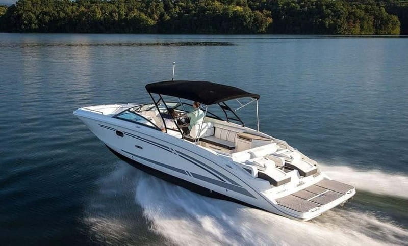 Private yacht trip along the Costa Blanca - What happens at the swimming stop