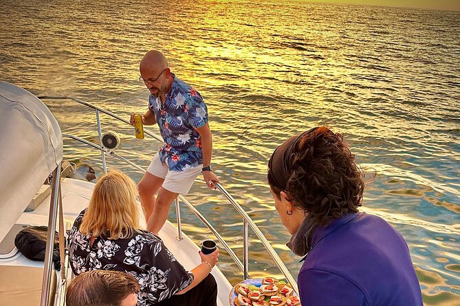 Puerto Vallarta: Luxury Yacht Sunset Cruise with Premium Open Bar - Sunset, music, and the changing coast