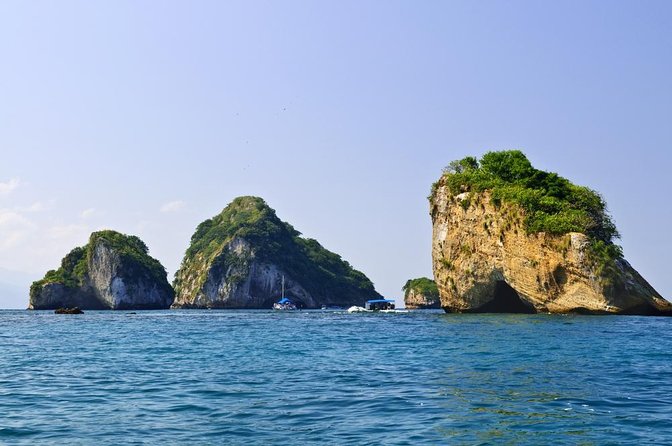 Puerto Vallarta: Private Swim & Snorkel Yacht Tour w/Open Bar - Key points to know before booking