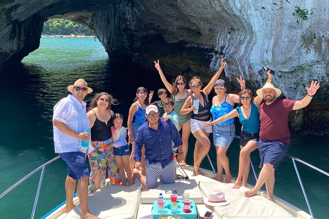 Puerto Vallarta Private Yacht Adventure: 5 Hours + 1 Hour Free. - Who will get the most from this yacht day