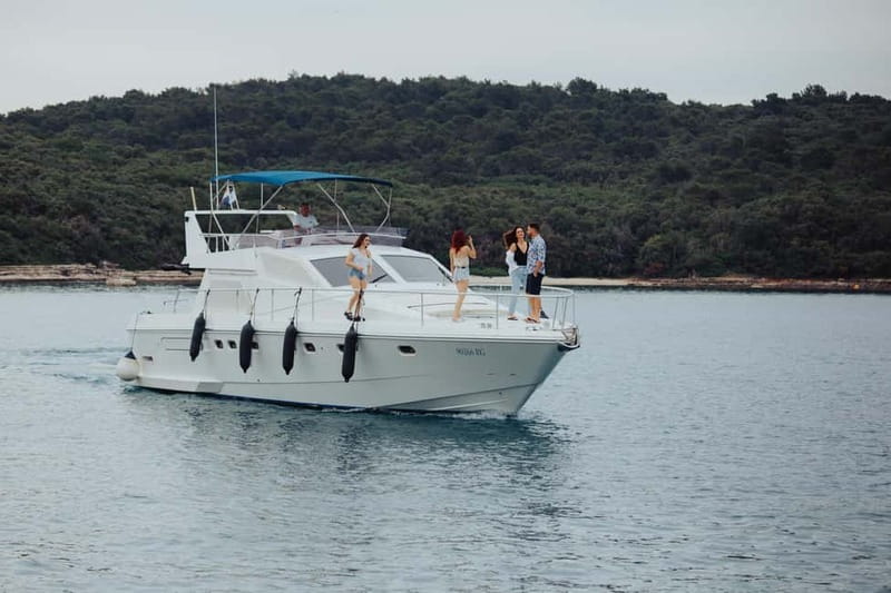 Pula: Half or Full day boat tour on yacht with skipper - Half-day schedules and the evening option