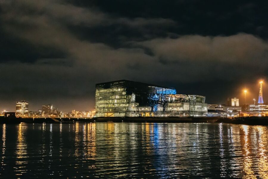 Reykjavik: Northern Lights Yacht Tour - Who should book this yacht tour?