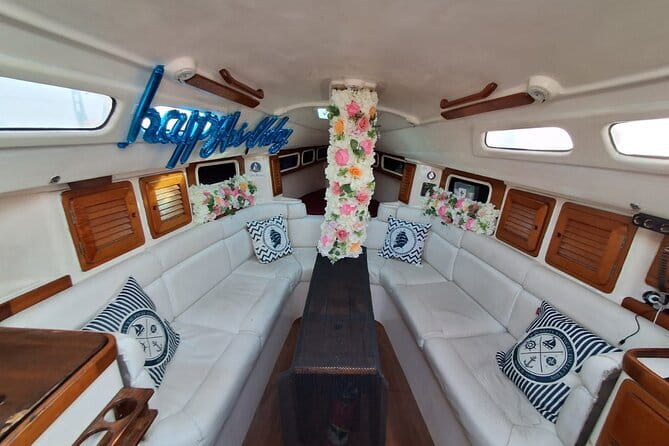 Sailing Experience in Mumbai on Mid Size Yacht - A private yacht for your own group