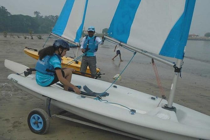 Sailing Experience in Mumbai on Mid Size Yacht - Crew, comfort, and safety