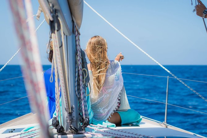 SAILING YACHT EXCURSION TOUR, Food & Drinks included! - Watching whales and dolphins in open water
