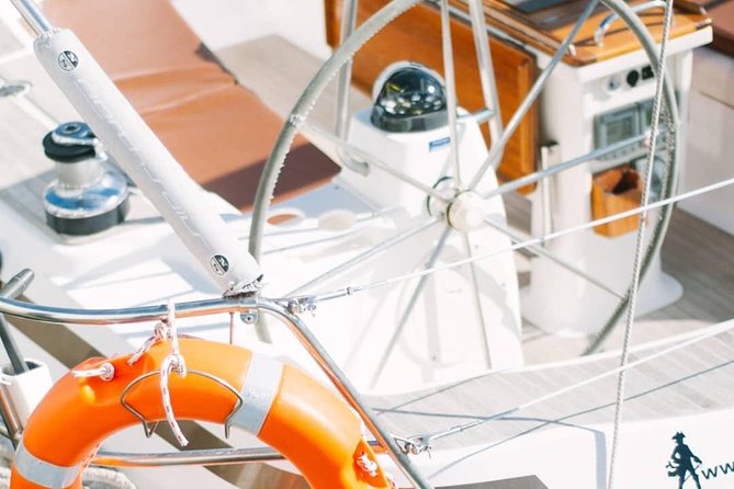SAILING YACHT EXCURSION TOUR, Food & Drinks included! - What the $69.46 price really buys