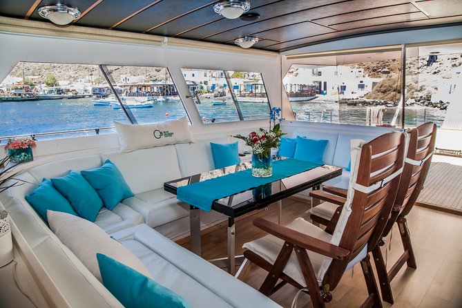Santorini: Motor Yacht Day Cruise with 5-Course Lunch - What the small group changes