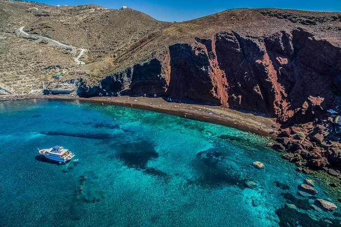 Santorini: Motor Yacht Day Cruise with 5-Course Lunch - Thirty minutes near Santorini Volcano