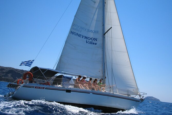 Santorini Oia: Private Sailing Yacht Cruise with Meal and Drinks - Nea Kameni and Santorini’s volcanic story