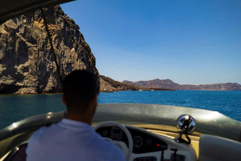 Santorini: Private Yacht Experience of Timeless Elegance - Thirassia combines lunch with more time in the water