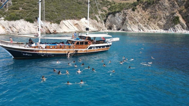 Saranda: Discover Secret Bays with Prince Ennio Yacht Tour - Finding the Prince Ennio departure point in Saranda