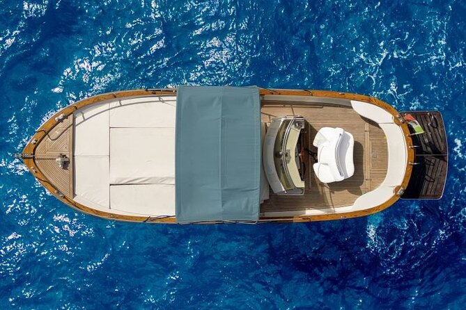 Scenic Cruise & Coastal Bliss from Sorrento to Nerano - Why this Sorrento boat trip works well