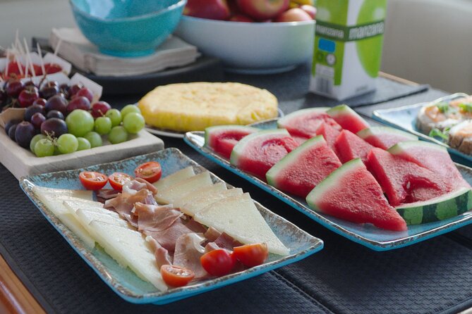 Shared Luxury Yacht Cruise with Champagne and Tapas - Is $102.80 a fair price?