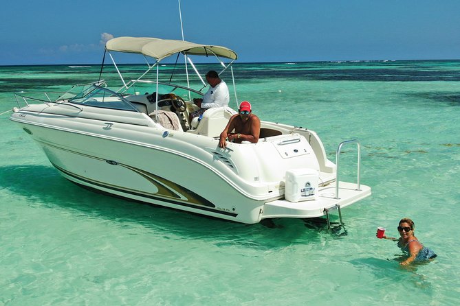 Snorkel & Sandbar on Private Searay Yacht 25ft in Cap Cana Marina ,Punta Cana - Who will enjoy this charter most