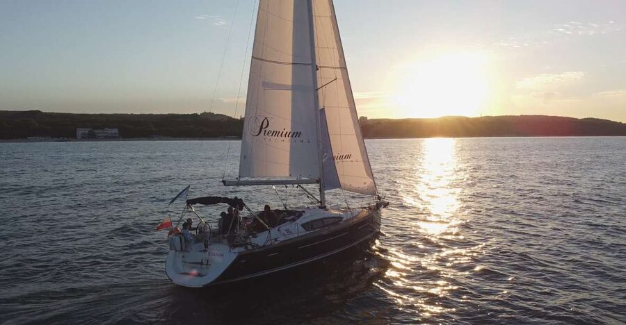 Sopot: Sunset Yacht Cruise with Welcome Drink - The welcome drink changes with the season