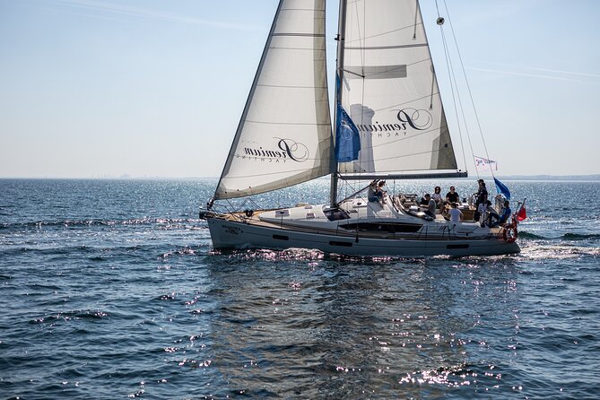 Sopot: Yacht Cruise Around the Bay with Welcome Drink - Setting out from Sopot Marina