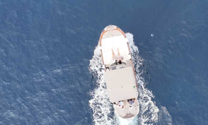 Sorrento: Capri and Blue Grotto Yacht Tour with Snorkeling - Key points to know before you book