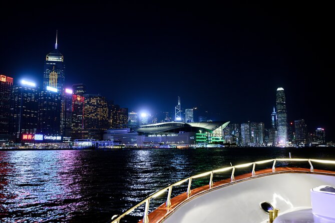 STARLIGHT: Victoria Harbour Night Yacht Tour - What the 45-minute route includes