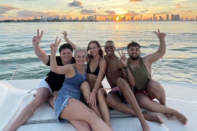 Sunset and Night Cruise of the Miami Bay Skyline on a Yacht - Should you book this sunset yacht outing?