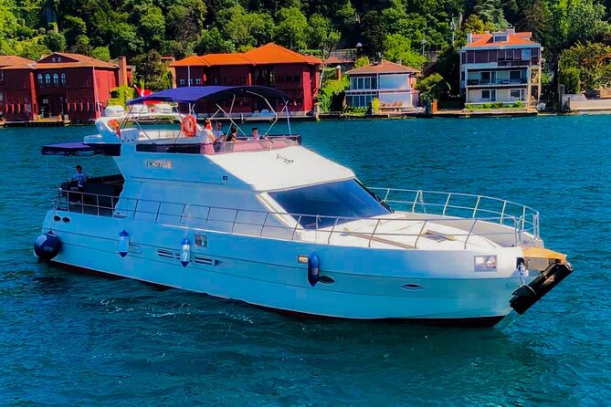 Sunset / Noon Bosphorus Cruise by Private Yacht - The second bridge and castle view add variety