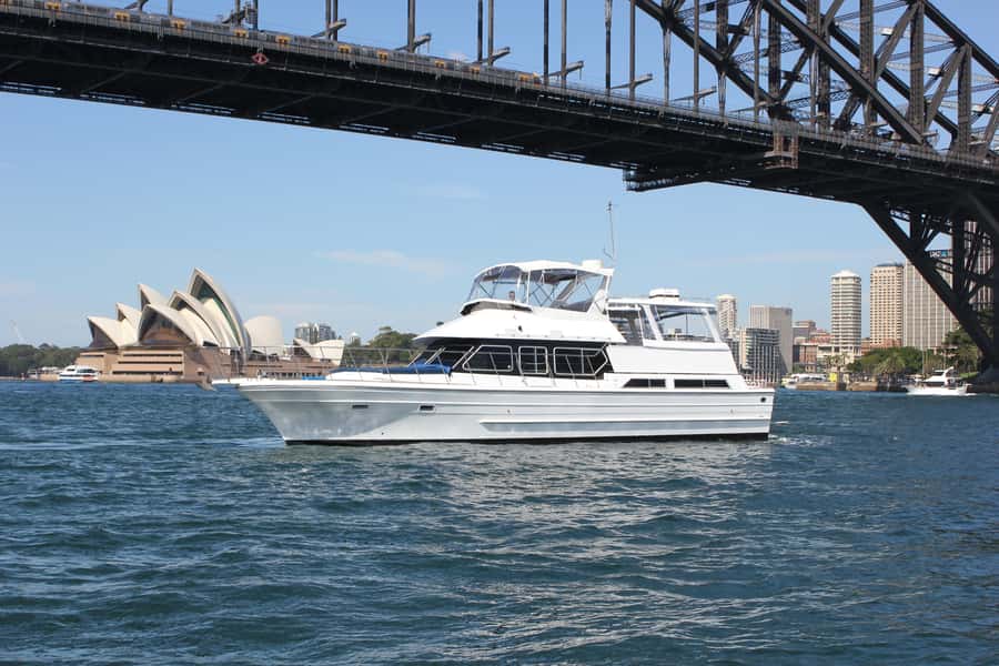 Sydney Harbour: 2-Hour Morning Yacht Cruise with Morning Tea - Under the Harbour Bridge and beside the Opera House
