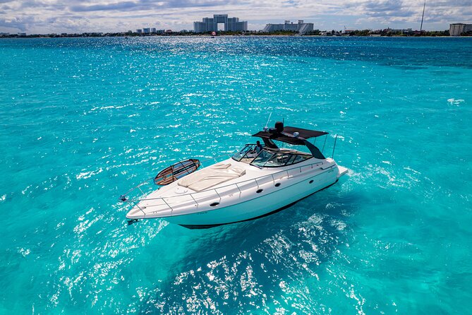 Tour to Isla Mujeres on Premium Yachts from Cancun - Why the private format is worth considering