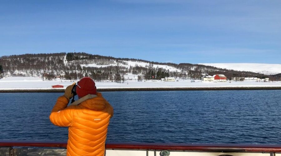 Tromsø: Luxury Polar Fjord Cruise w/ Hot Tub & Polar Plunge - The hot tub and polar plunge choice