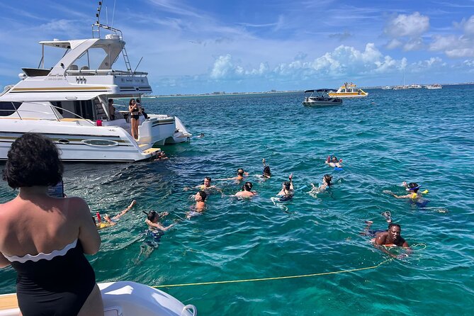 Turks and Caicos Full-Day Luxury Private Yacht Charter - What the open bar and service really add
