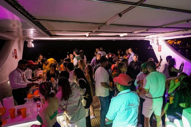Ultimate Dubai Marina Yacht Party with BBQ, Drinks & DJ - Who will enjoy this most