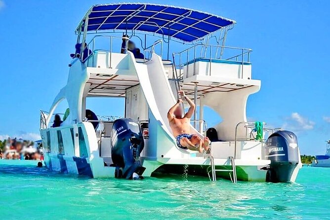 VIP Premium Yacht -Party Boat-Brunch - Pickup from Punta Cana or Bavaro
