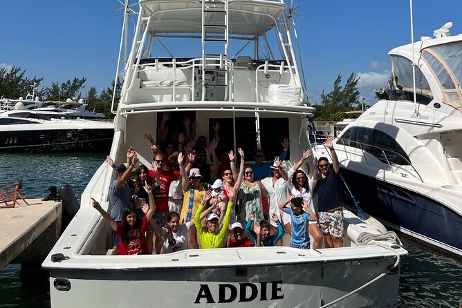 VIP YACHT up to 28 passengers - Isla mujeres snorkel - Playa Norte and the value of a private anchor stop