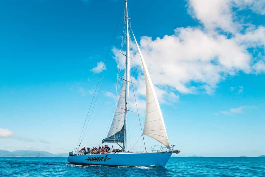 Whitsundays: 2-Day, 2-Night Maxi Yacht Sailing Adventure - Sleeping aboard and handling the shared space
