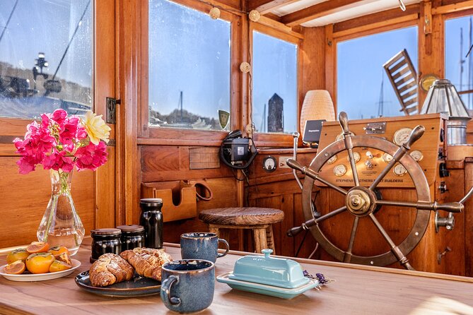 Wine and Dine on a Century Old Sausalito Yacht - A private dinner aboard a century-old Sausalito yacht