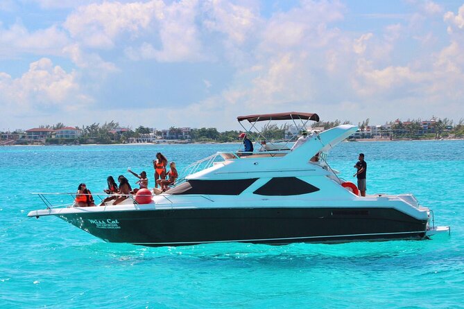 Yacht 48ft Rental in Cancun for up to 15 people - The two-hour Cancun Bay cruise is the simple option