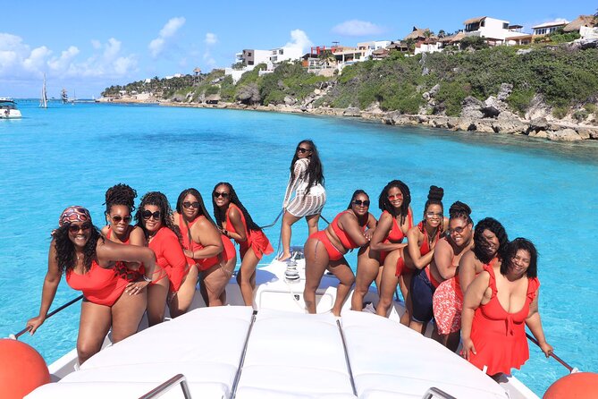 Yacht 48ft Rental in Cancun for up to 15 people - The crew earns strong marks for personal help