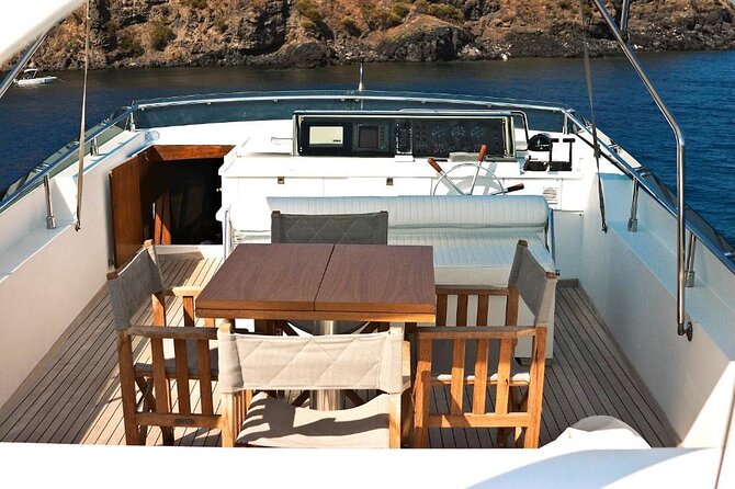 Yacht excursion Shalimar IV - A full day around the Egadi Islands