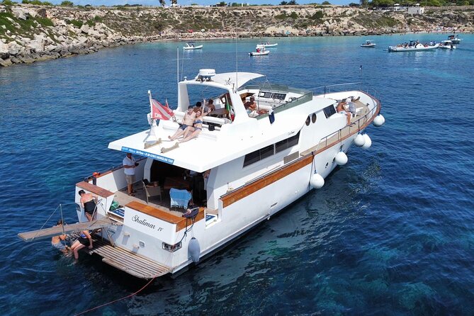 Yacht excursion Shalimar IV - Swimming and snorkelling at Cala Rossa or nearby