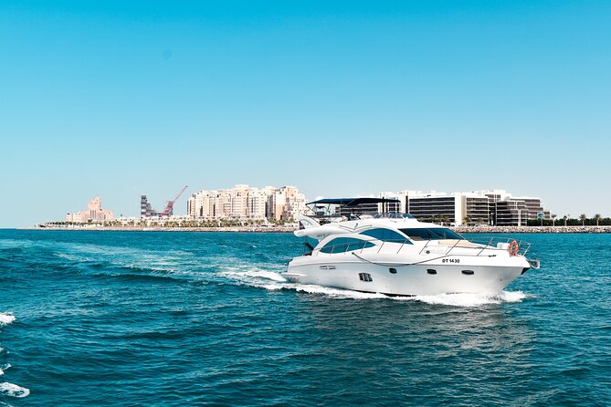Yacht Trip Dubai : Book 56 ft Premium Yacht up to 21 people - Choosing between one and five hours on the water
