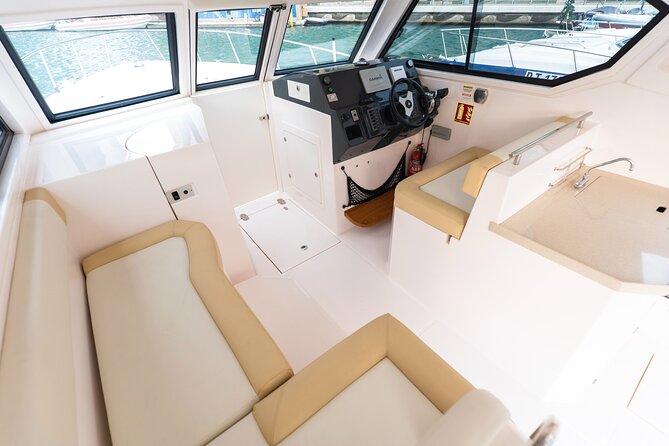 Yachting in Dubai: Book 36 ft Yacht Charter up to 10 people - Starting at Marina Walk and getting settled