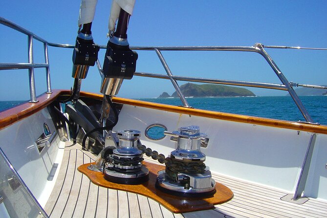 Yonder Star Sailing Yacht - What is included, and what is not